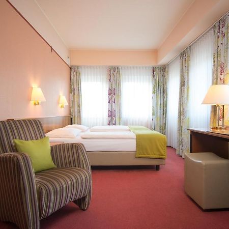 Trip Inn Posthotel Dueren Düren - Eifel Exterior foto